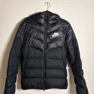 SOLD- Nike Men's Dark Puffer Jacket